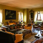 Rignana Estate - Art Retreats ファームステイ